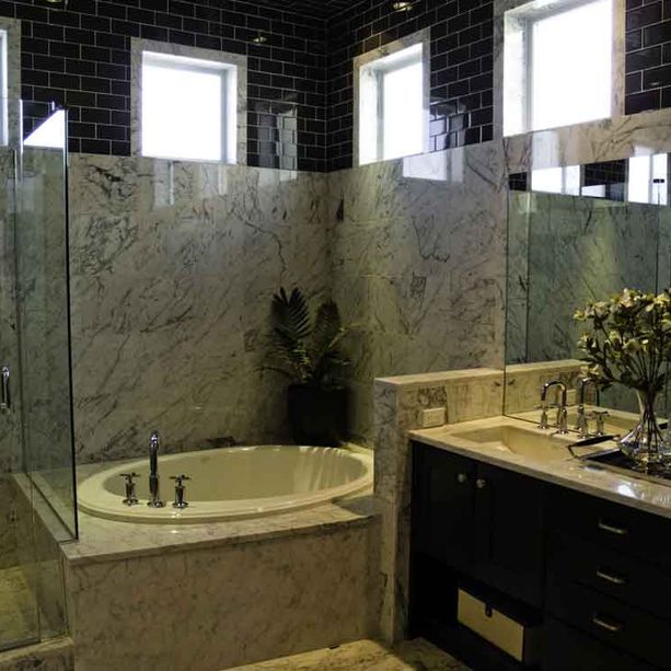 luxury bathroom